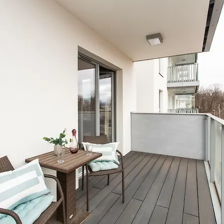 Seaside Beach Przy Plazy - Parking - Praia Apartments - Ergo Polsat Plus Arena Gdansk Exterior photo
